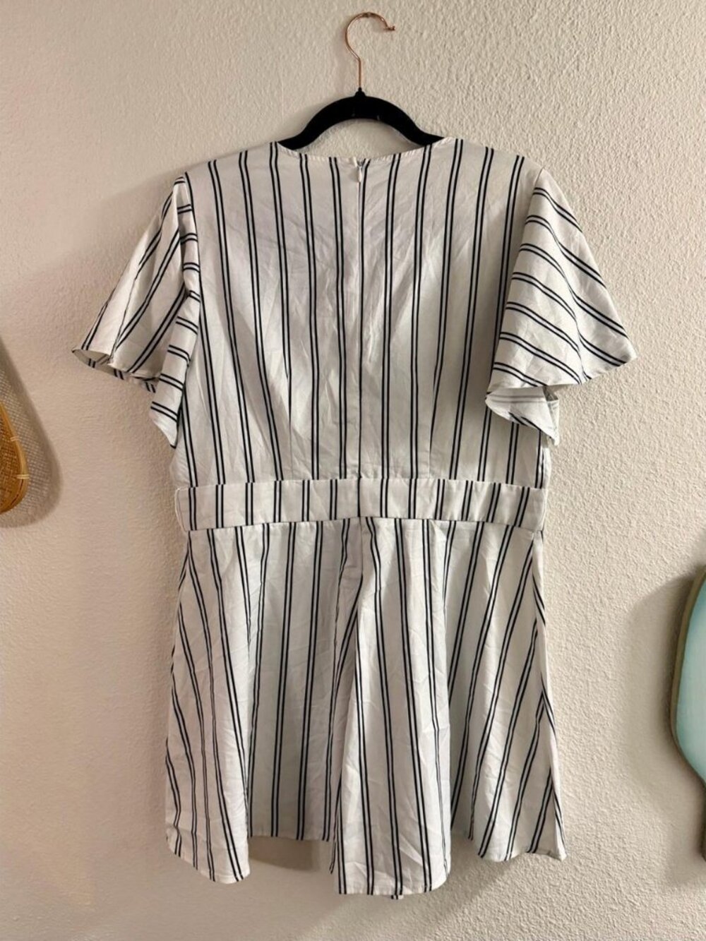 striped rompe